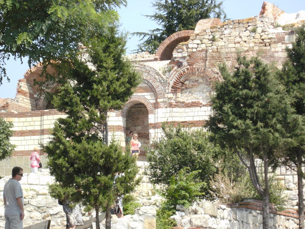 Emona Guest House Nesebar Esterno foto